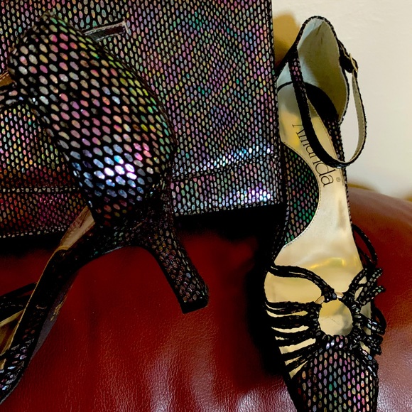 Amanda Size 9M Shoes with matching hand bag set. - Picture 3 of 7